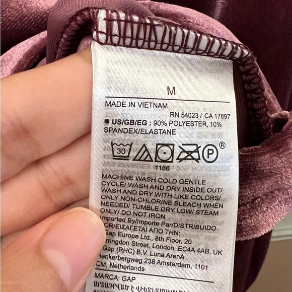 NWT GAP Factory Medium Velour Squareneck Top Burgundy Purple Stretch Vel… - Picture 3 of 13